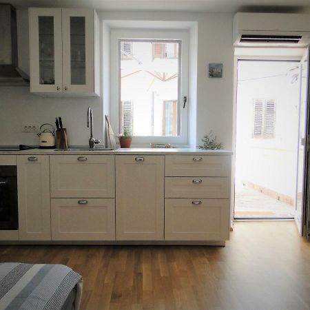 Apartma Na Terasi Izola Kültér fotó