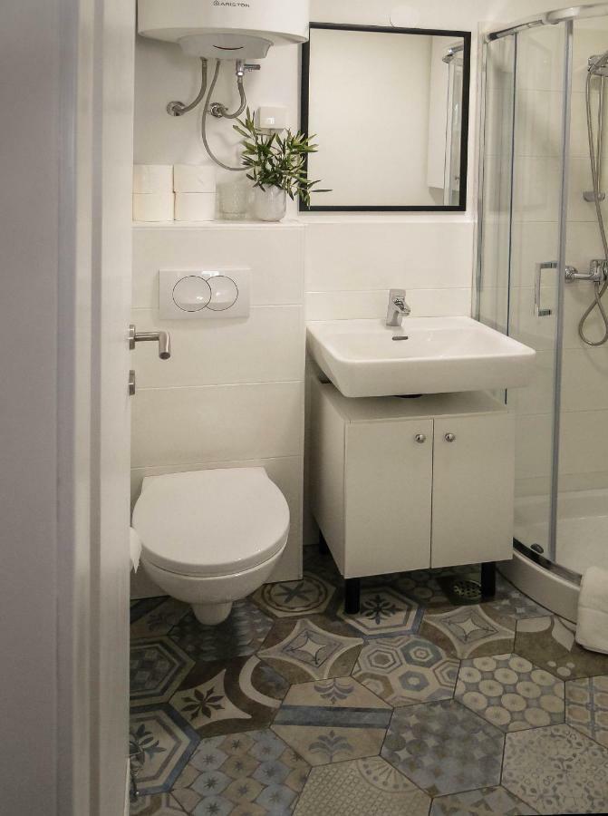 Apartma Na Terasi Izola Kültér fotó
